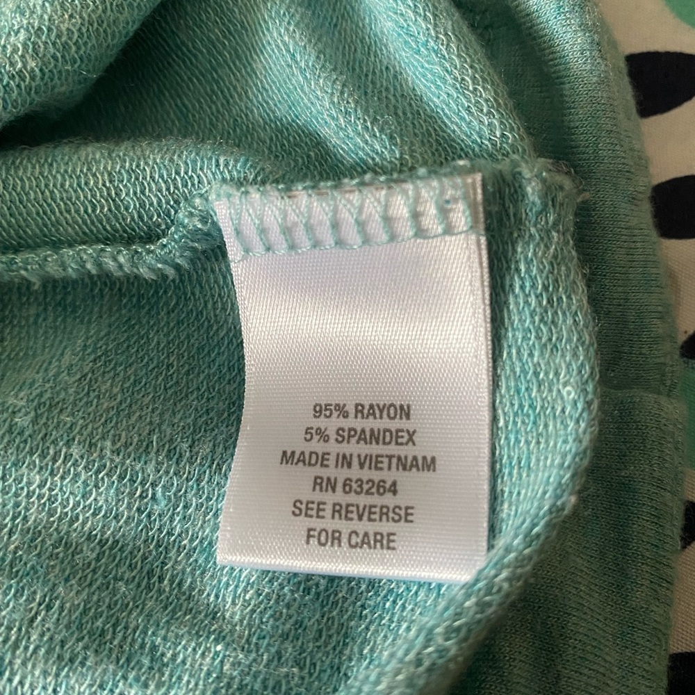 DB Sunday Teal Lounging Top - Picture 6 of 7